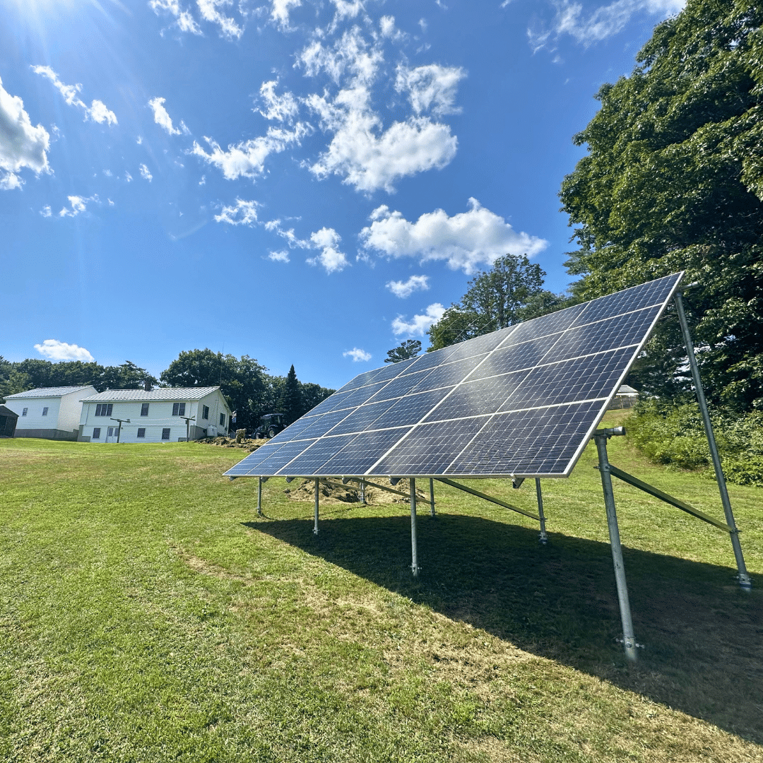 12-Panel Groundmounted System in Newcastle